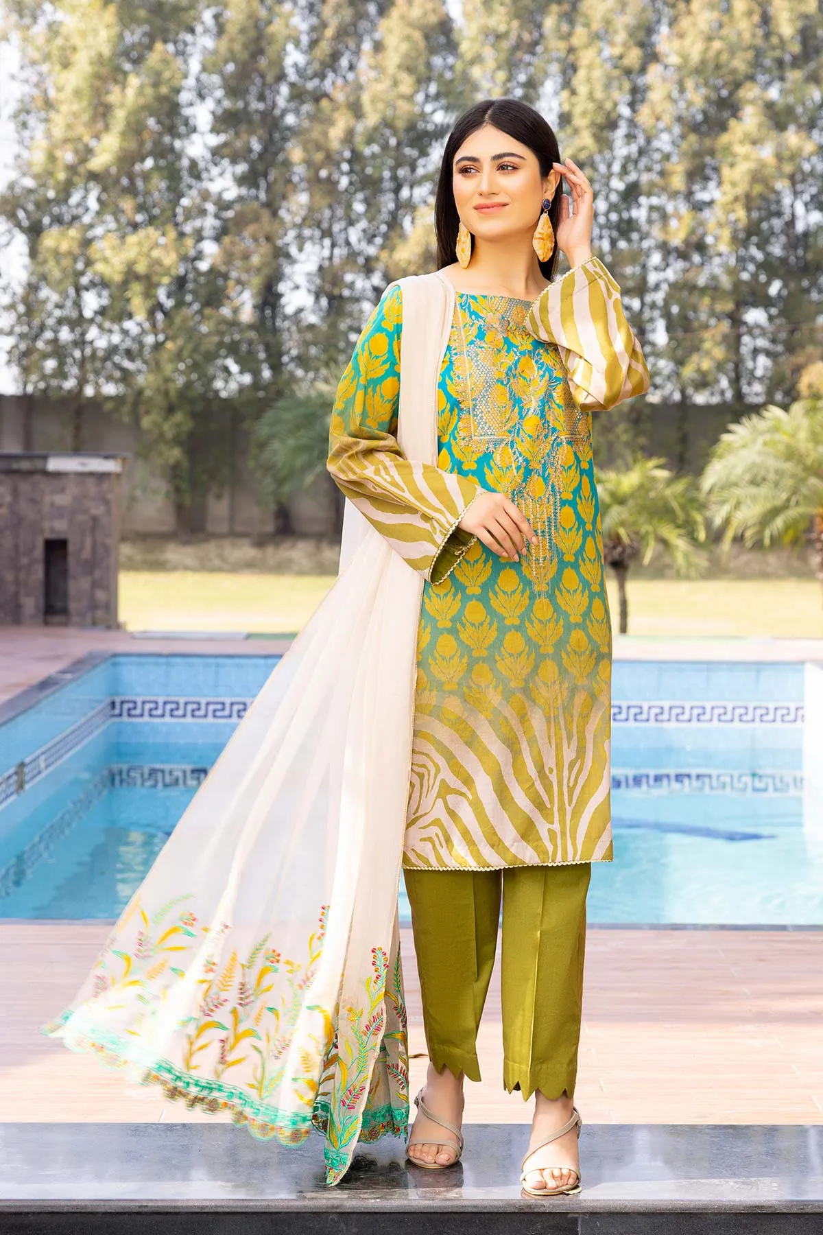 3-Pc Charizma Unstitched Embroidered Lawn Shirt With Embroidered Chiffon Dupatta AN23-17