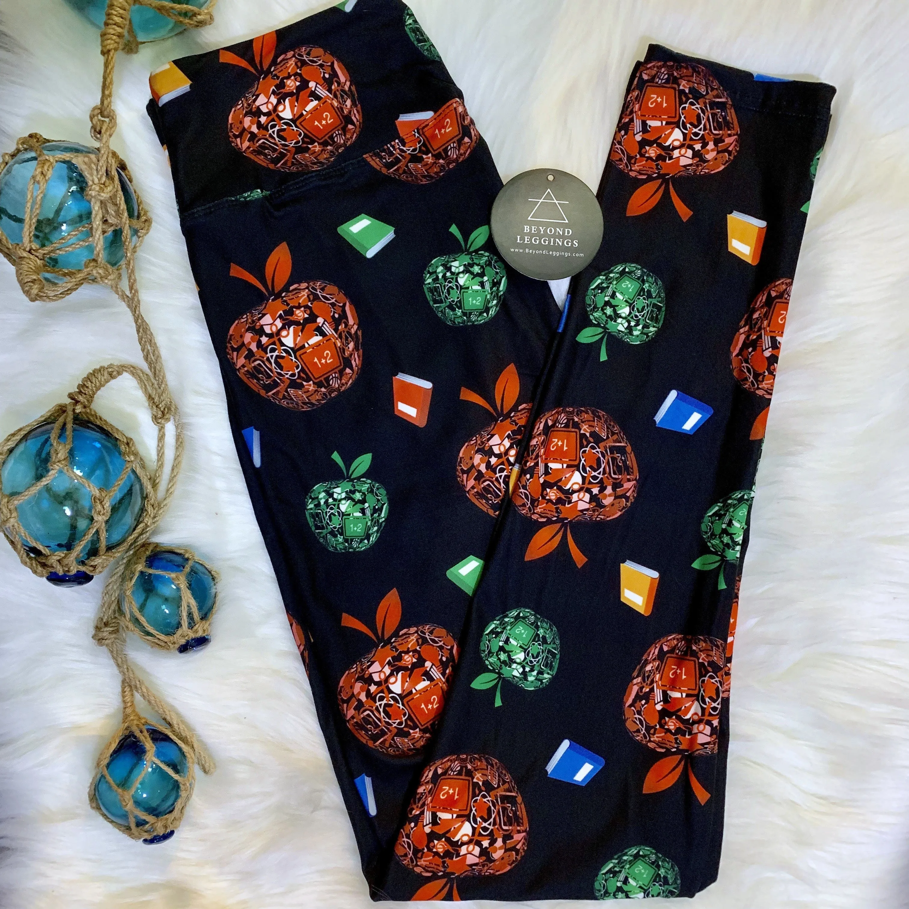 Apple For The Teacher Print Leggings