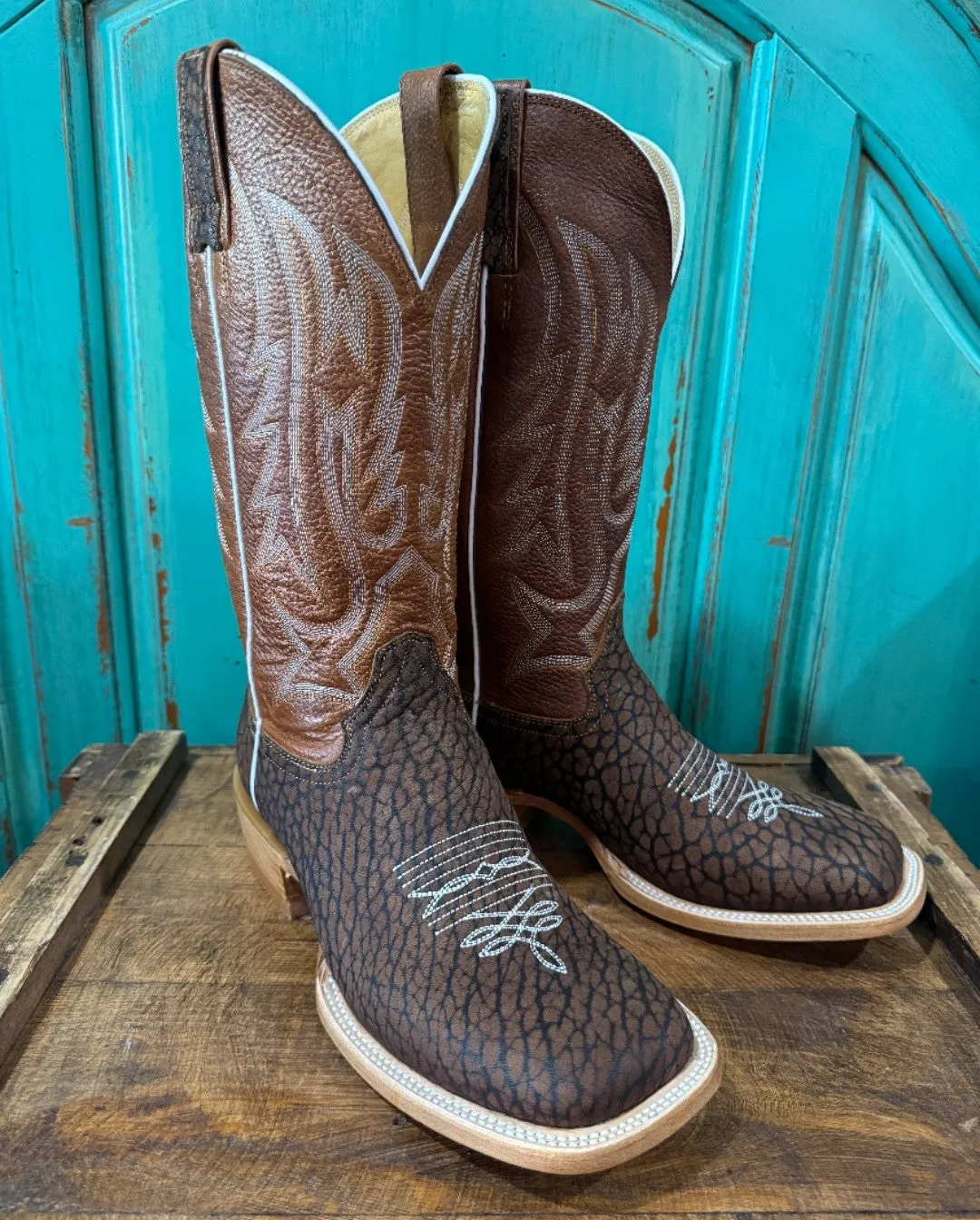 Bullshipper Bull Hide Boot- Mule Barn Boots