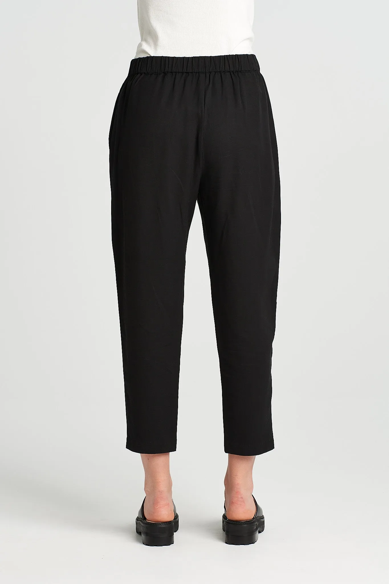 ESSENTIAL PANT | BLACK