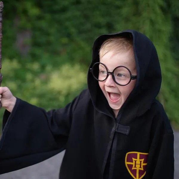 Great Pretenders Wizard Cloak & Glasses