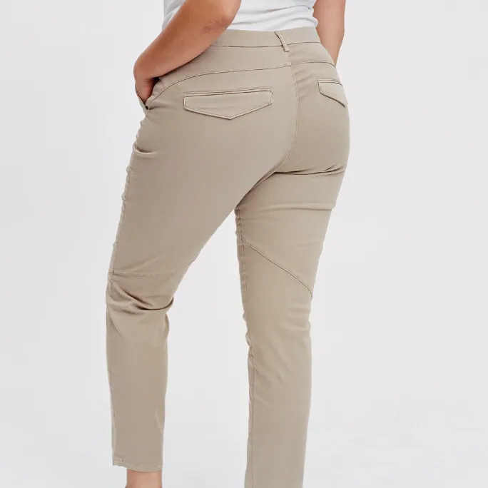 Ivy Karmey Chino Pant