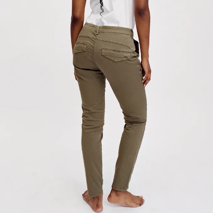 Ivy Karmey Chino Pant