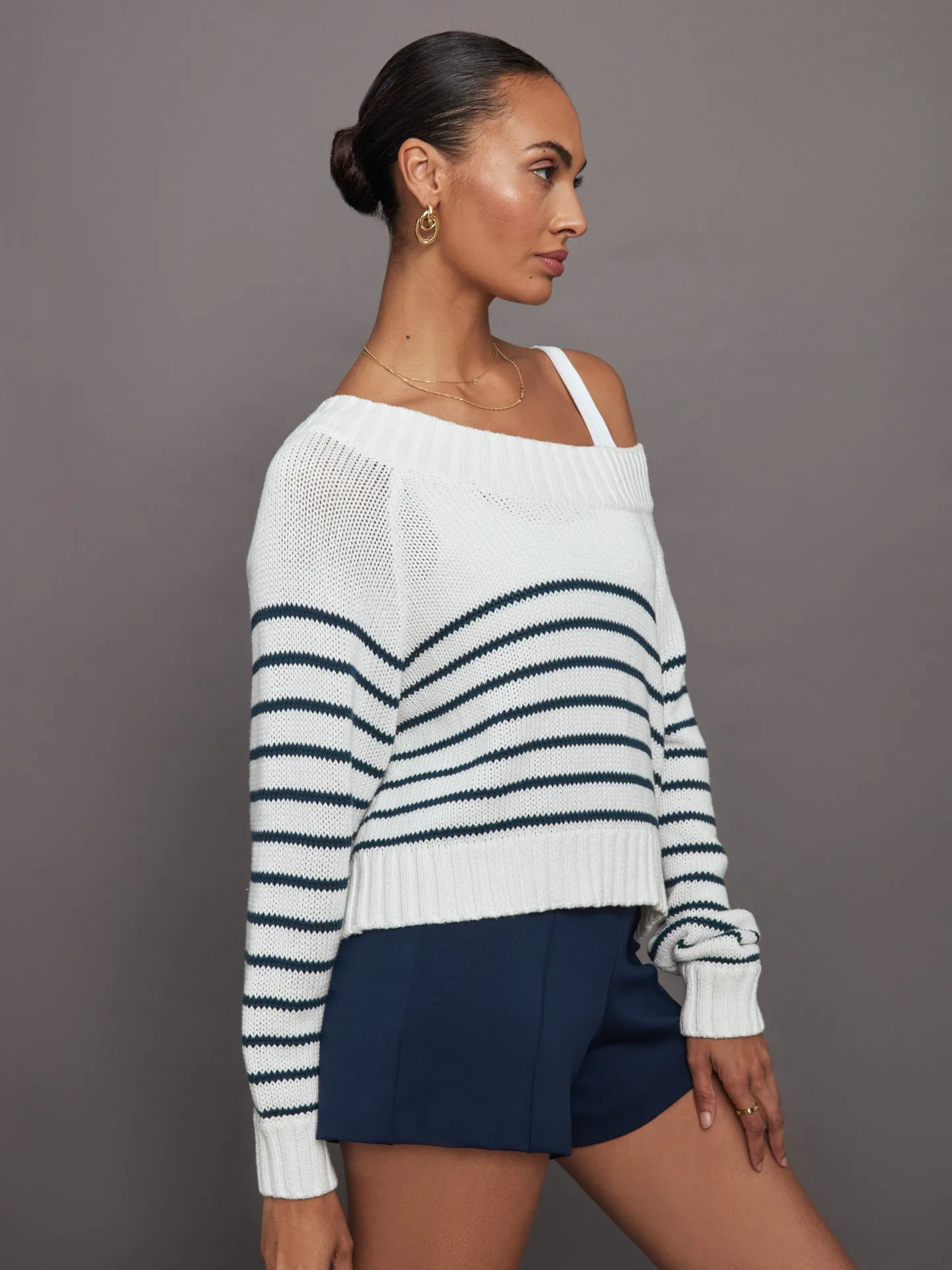 Slouchy Knit Sweater - Off White / Navy Stripe