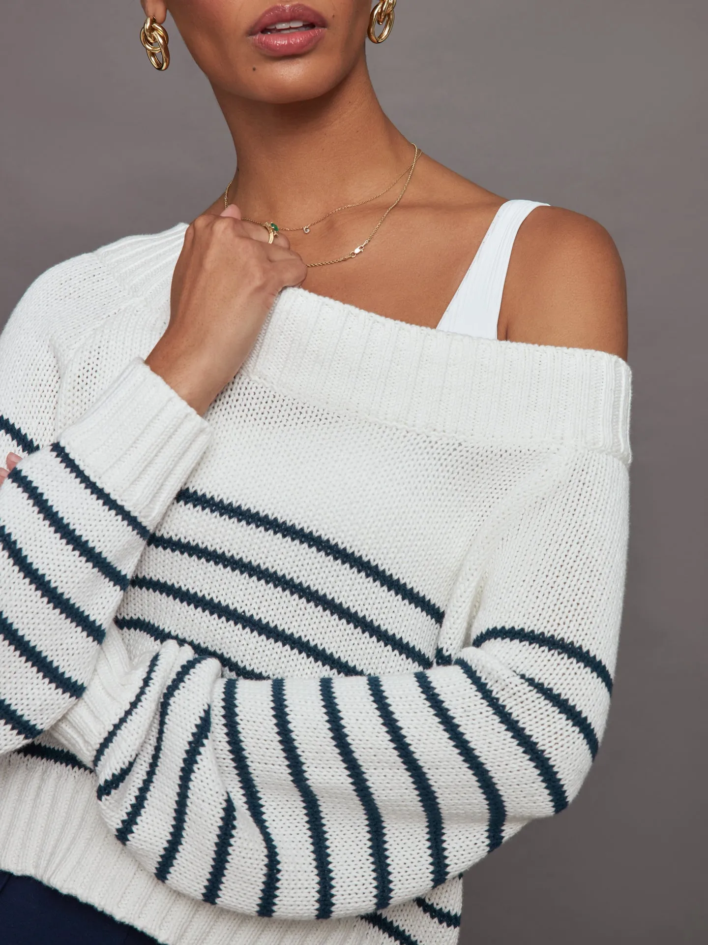 Slouchy Knit Sweater - Off White / Navy Stripe