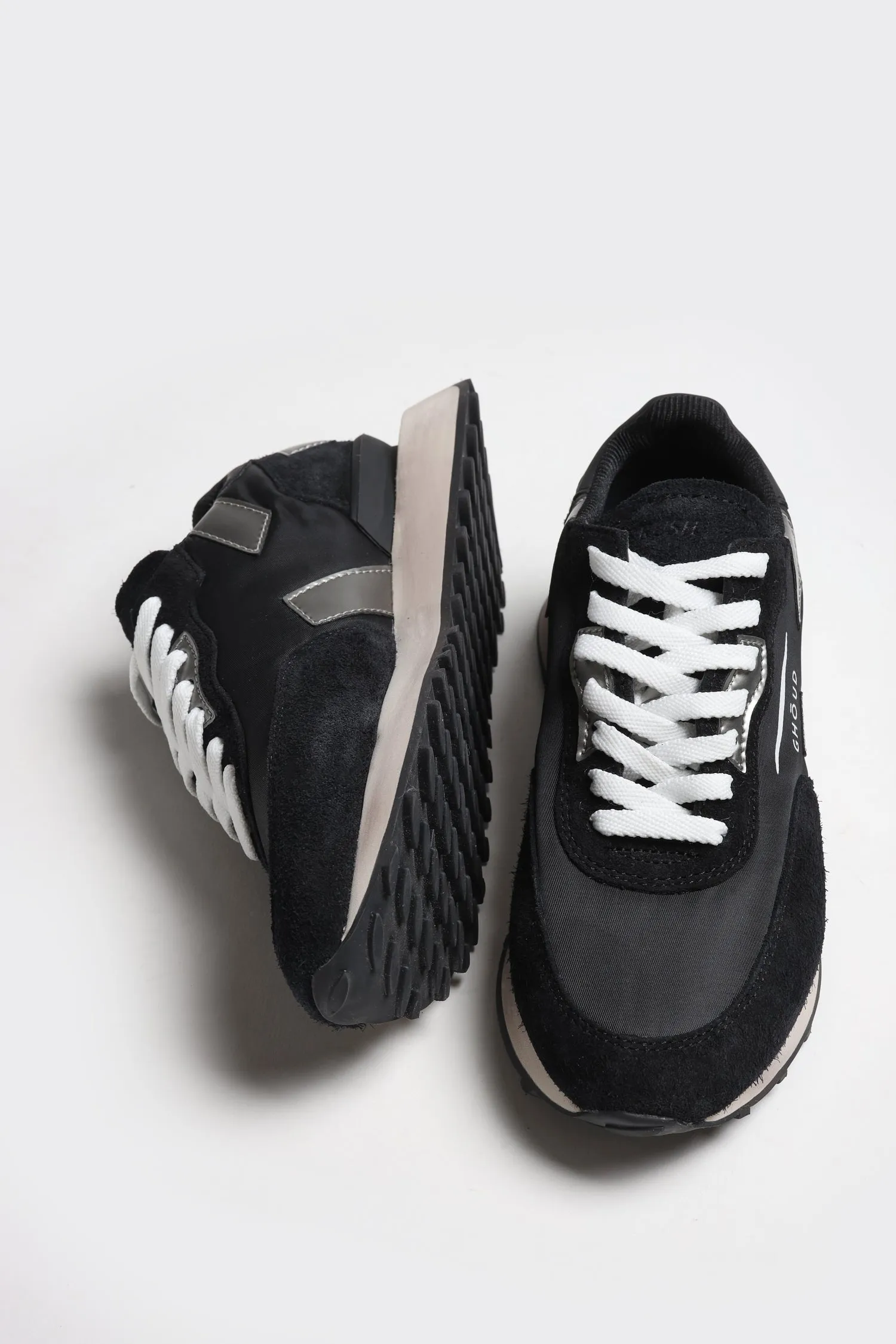 Sneaker Rush One in Schwarz