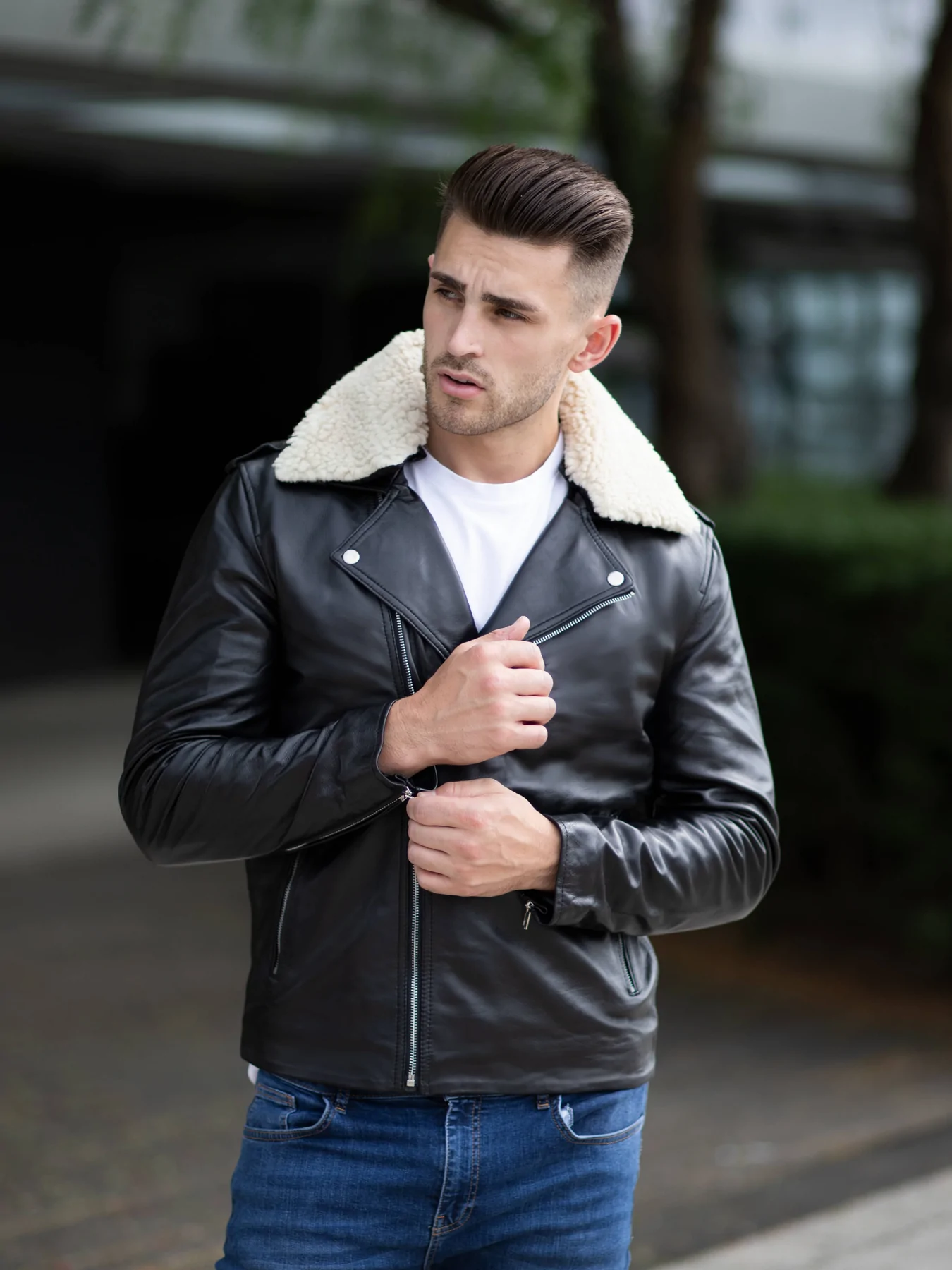 Stylish Black Mens Leather Jacket With Fur Collar