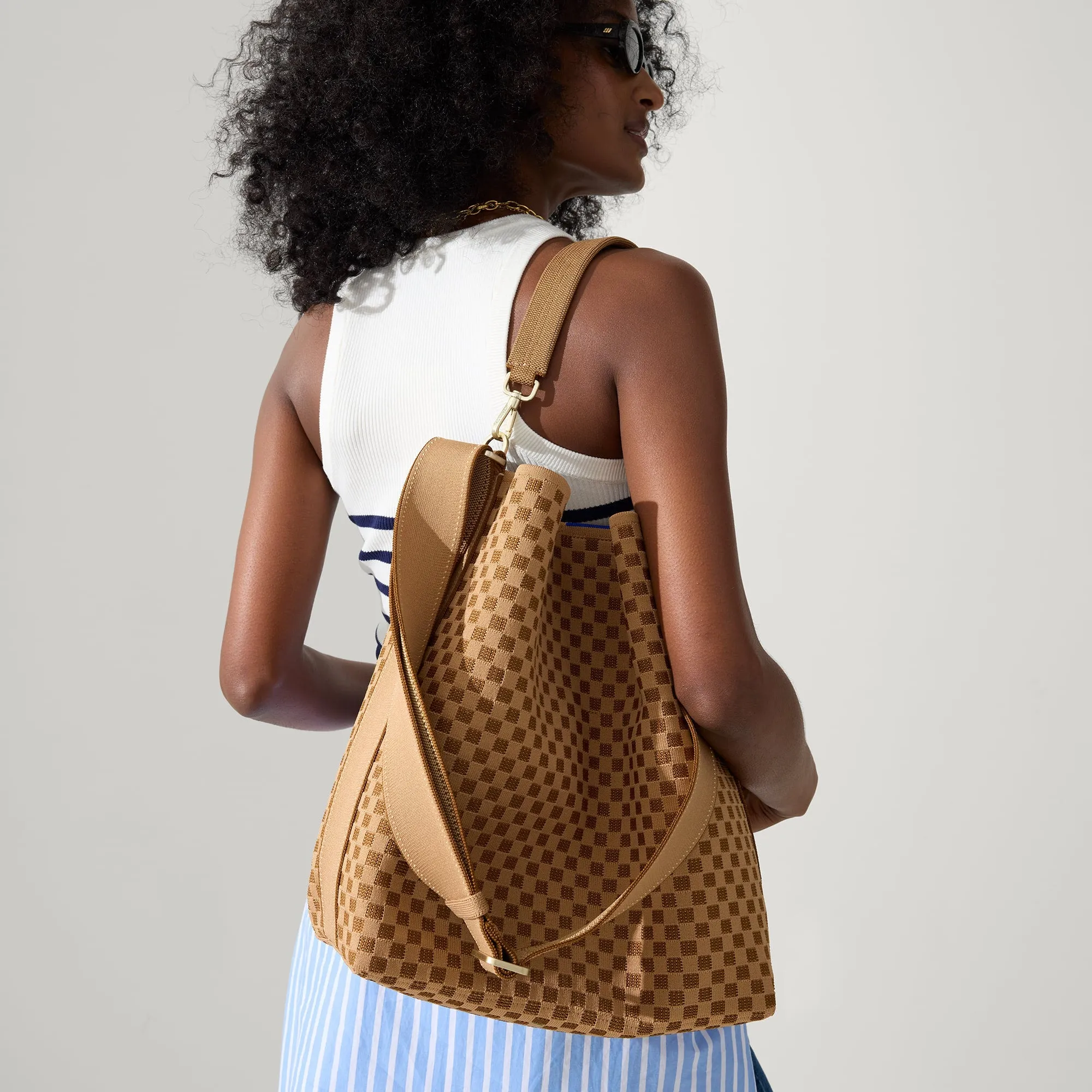 The Bucket Bag in Hazelnut